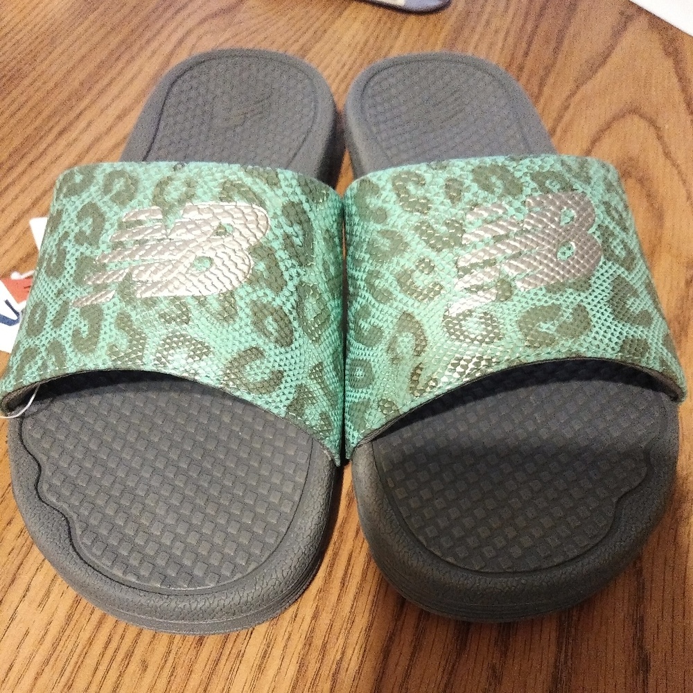 New balance slides